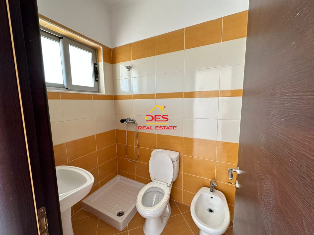 Bild 2 – Zum Verkauf: Wohnung 2+1+3 am Boulevard, Vlora