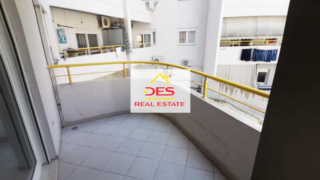 Bild 2 – VERKAUFT: APARTMENT 2+1+2 MIT GARAGE BEI CONAD, VLORA