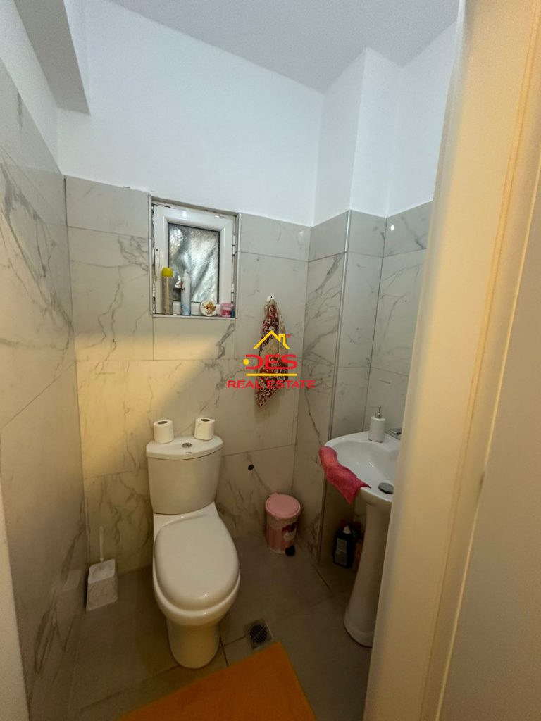 Bild 13 – Zum Verkauf steht eine Wohnung 2+1+2 in Saranda