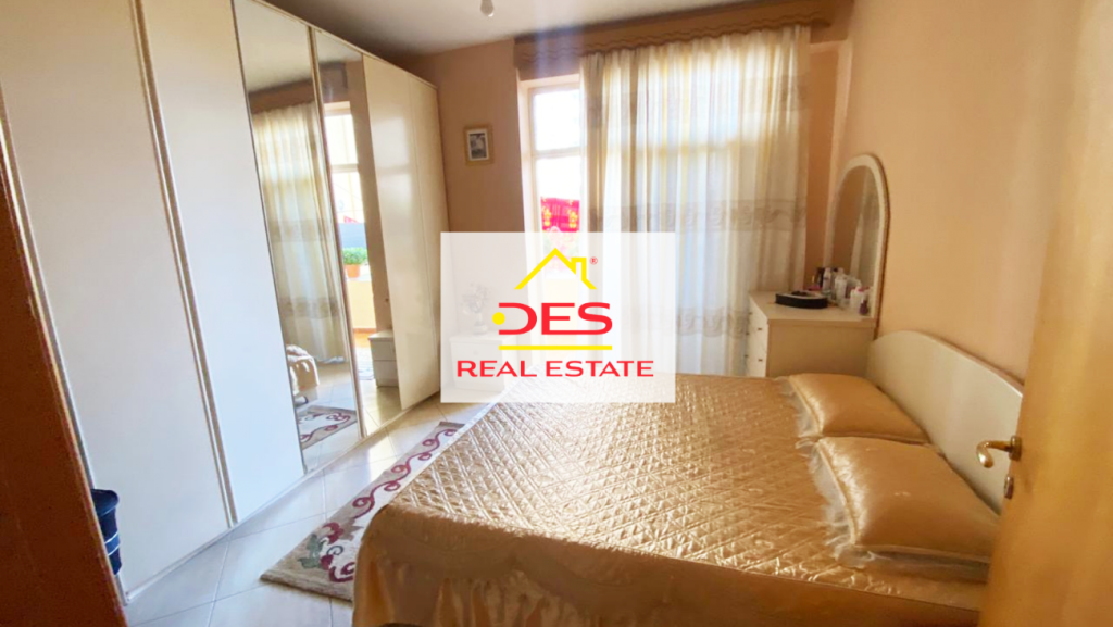 Bild 9 – Zum Verkauf steht eine Wohnung mit 3 Schlafzimmern, 1 Wohnzimmer und 2 Badezimmern in der 7 Nëntori-Straße, Vlora