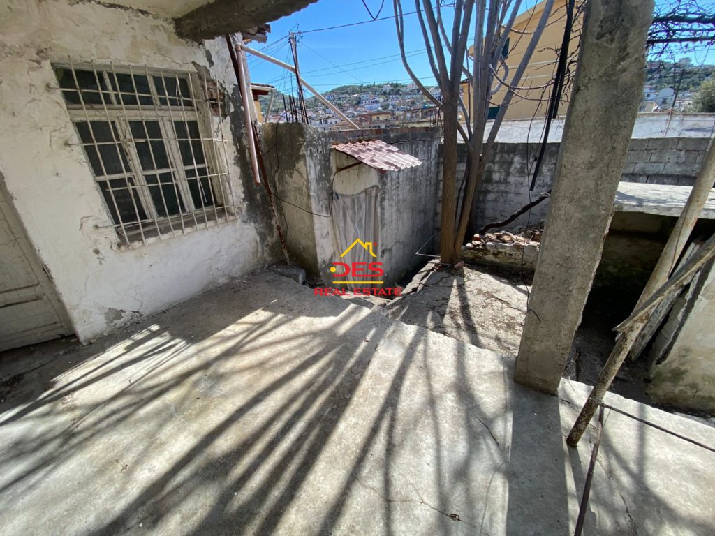 Bild 4 – „Zum Verkauf: Gebäude + Grundstück in der Nachbarschaft Karabash, Vlora