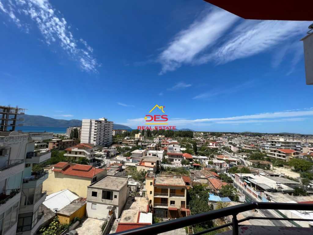 Bild 1 – ZUM VERKAUF: 2+1 WOHNUNG IN DER NÄHE DES HAFENS, VLORA. MEERBLICK