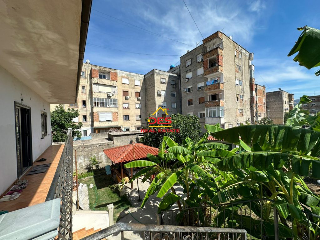 Bild 3 – Zum Verkauf: Privates zweistöckiges Haus in der Nähe des Polizeireviers, Vlora
