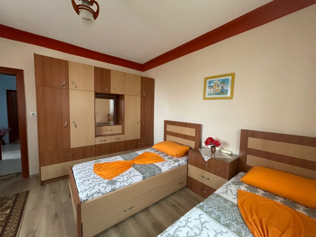 Bild 19 – ZU VERKAUFEN PRIVATES HAUS 3+2+1 IN KONISPOL + 3400 M2 OLIVENLAND (60 ANGEpflanzte OLIVENWURZELN)