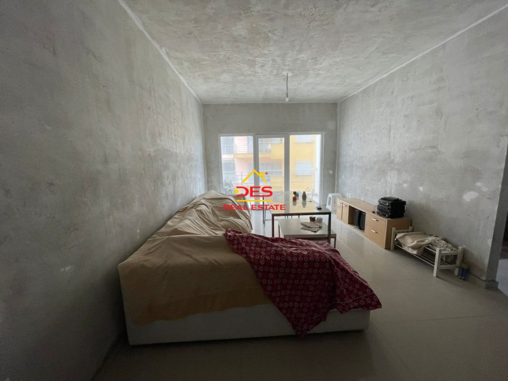 Bild 7 – Zum Verkauf steht eine Wohnung 2+1+2 in Saranda