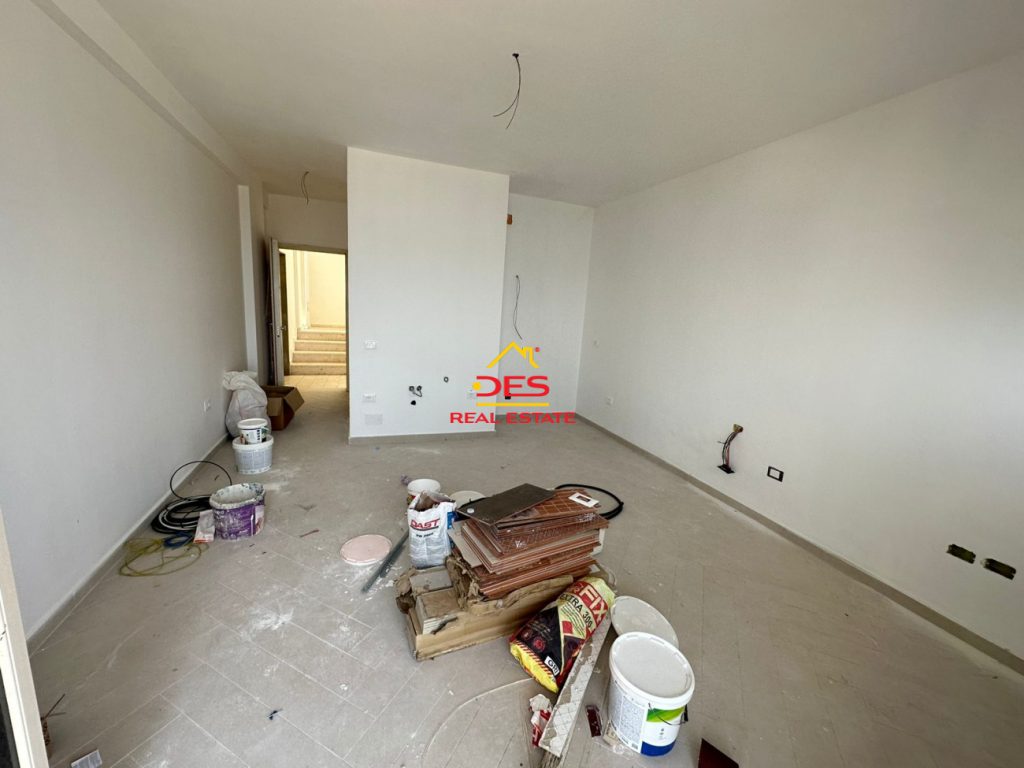 Bild 5 – Zum Verkauf: Einzimmerwohnung in Jonufer, Vlora