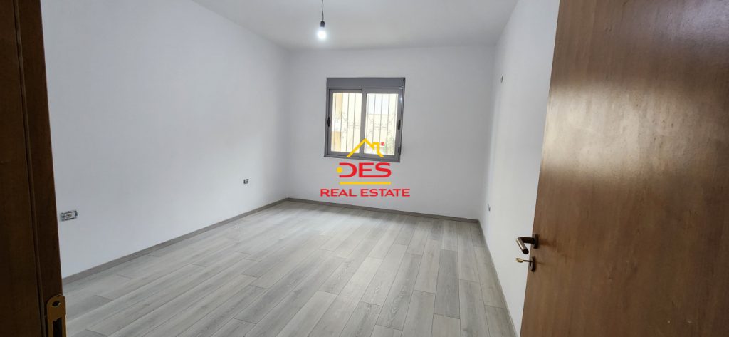 Bild 9 – Zum Verkauf steht eine 2+1 Zimmer Wohnung in der Nähe des Rrapi in Uji i Ftohtë, Vlora