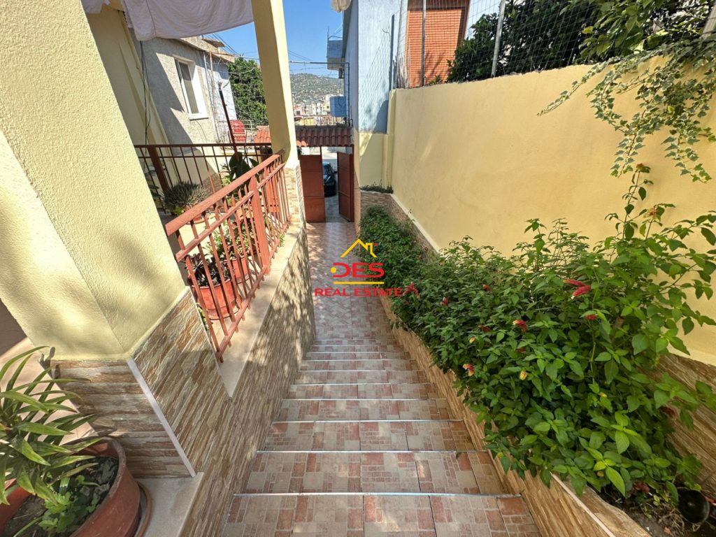 Bild 12 – Zum Verkauf: Zweistöckiges Haus in der Nachbarschaft Hajro Çakërri, Vlora