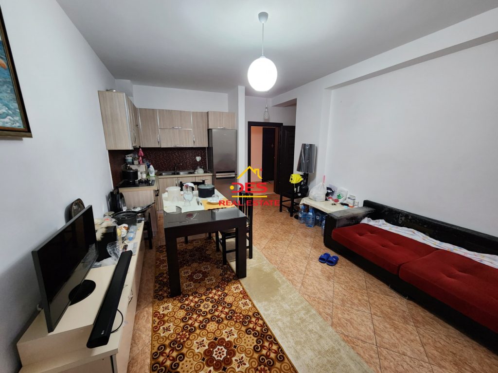 Bild 2 – WOHNUNG ZU VERKAUFEN 1+1 IN DER NÄHE VON BEFOTROFIT, VLORA