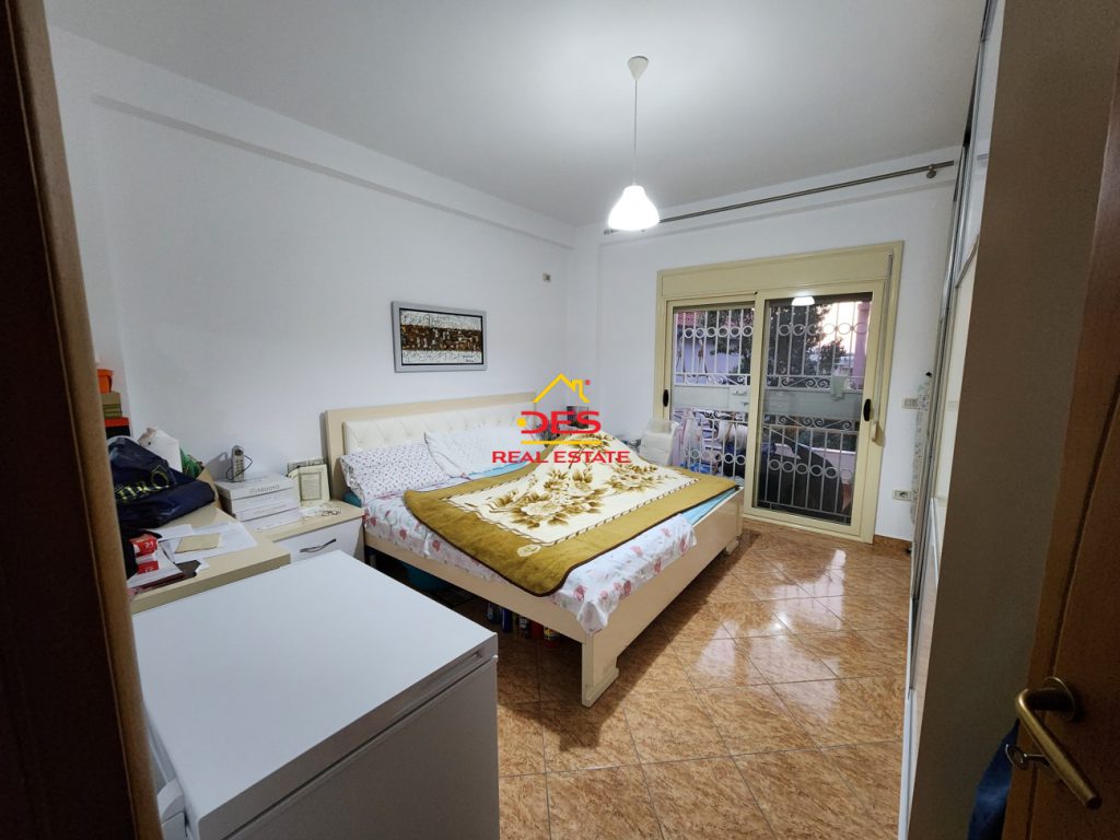 Bild 4 – WOHNUNG ZU VERKAUFEN 1+1 IN DER NÄHE VON BEFOTROFIT, VLORA