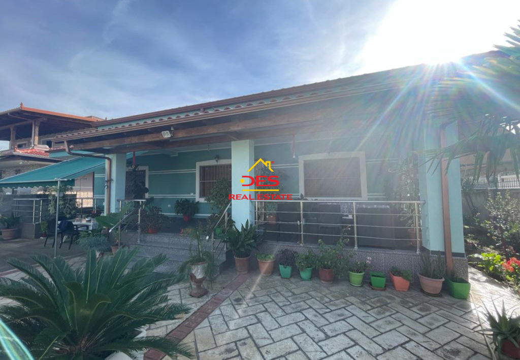 Bild 12 – Zu verkaufen: 2 private Häuser 3+1 am alten Strand, Vlora
