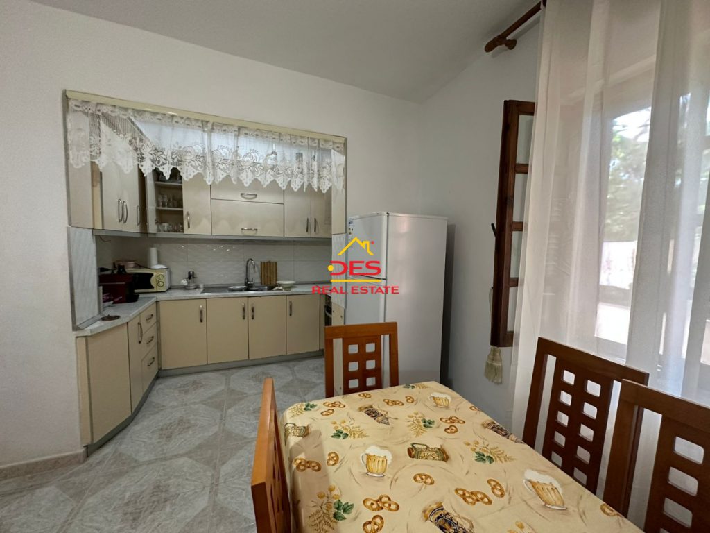 Bild 7 – Zum Verkauf: Privates zweistöckiges Haus in der Nähe des Polizeireviers, Vlora
